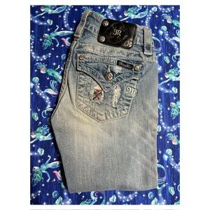 Miss Me Cuffed Capri JP8229P